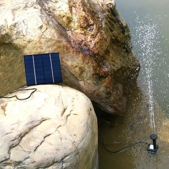 Fontaine solaire panneau déporté | Modèle A - Vent de Lumière