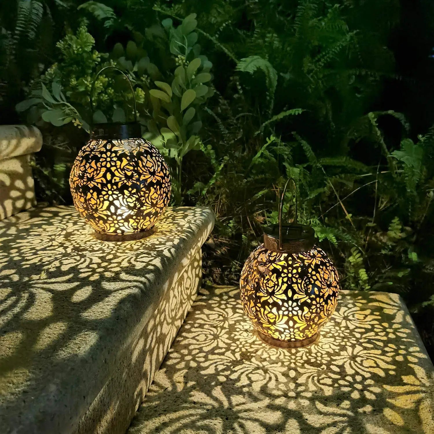 Projecteur Solaire LED – Lumière de Paysage pour Jardin - Vent de Lumière